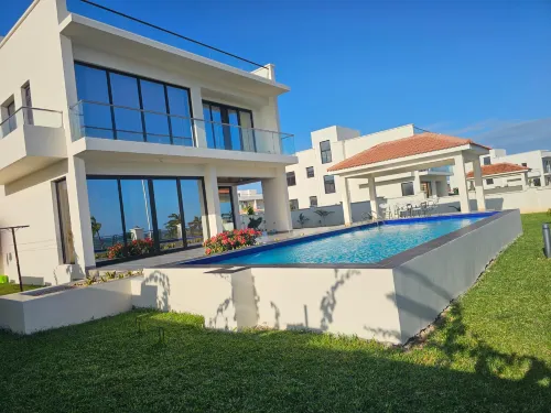 Luxury Villa on Sea View - Swimmingpools