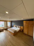 Hotel Meridien River Front Rajbagh