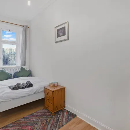 2 BHK Flat | Meadowbank| Edinburgh