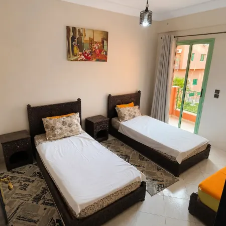 Modern Apartment Steps from Majorelle Garden & Gueliz