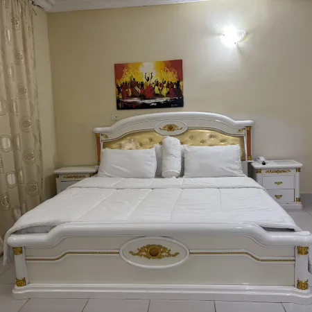 Christabel Hotel and Apartment Jos