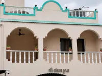 Evergreen Bungalows - Beach