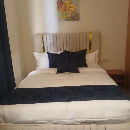 Novara Hotel Mwihoko