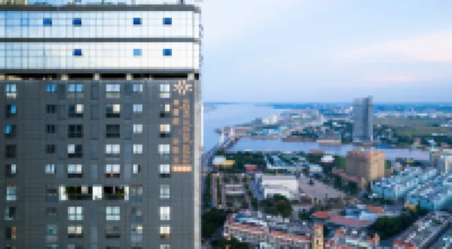 HUA CLUB SPACE BELONG TO TIME