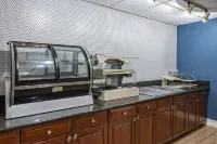 Amwell Suites- Somerset - 駐車場