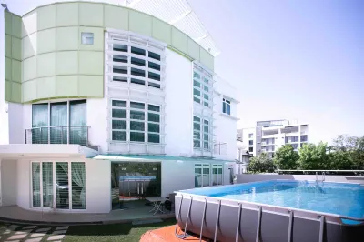 GeorgeTown 6BR KTV Private Pool Bungalow 28Pax のホテル