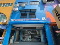 Entire Penthouse in the Heart of Melaka, Spacious & Elegant, 4R3B Hotel di 