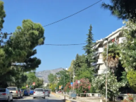 Spacious 3BR Apt w/ Large Balcony|Near Metro & ACS Hotels in Chalandri