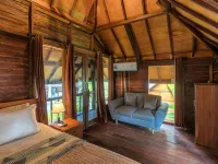 Tahlia's Villa Hotels in Tanjung