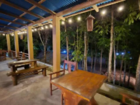 Tangkoko Macaca Hotels in Bitung