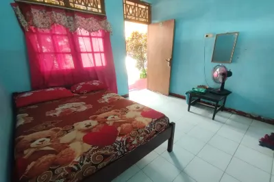 Hotel O Dannis Homestay Near Musholla Al Istiqomah Terawangan Hotels in East Lombok Regency