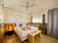 OPOA BEACH HOTEL Hotels in Raiatea