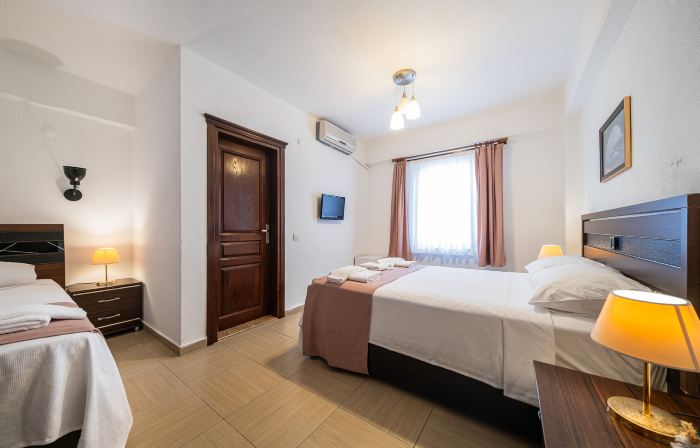Bozcaada Albatros Otel