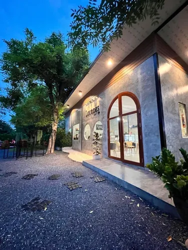 รูปภาพของEden house resort