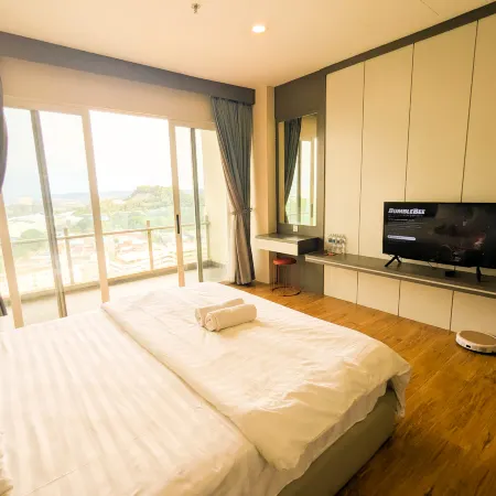 SnD 19-03 Private Studio & SmartTV in Aston Pelita