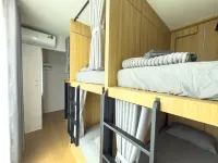 JUPITER HOSTEL - 2-Star