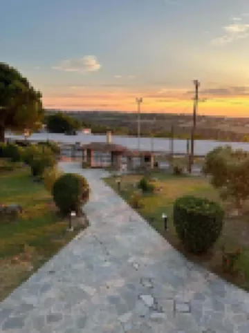 อาร์คอนติโก อเล็กซานดรอส ลักชัวรี สวีทส์ โรงแรมใน