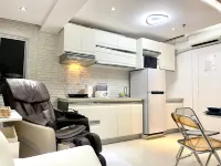 Thompson Suites High Street (Fort Victoria) Hotels in Taguig City