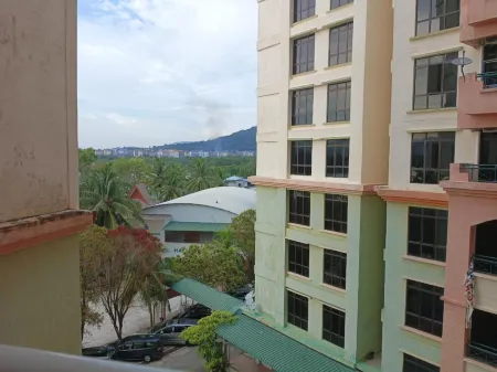 My Getaway Home @Marina Cove Отели рядом с достопримечательностью «Damai Laut Golf And Country Club»