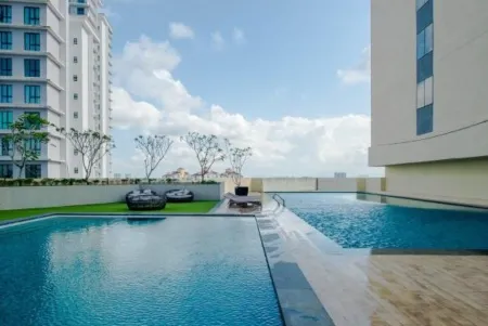 Paradigm Residences 1 BR, above Paradigm Mall ,up to 5 Person