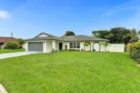 Villa Royale 4 BR Home w/ Pool and Hot Tub Hotels near Belvedere Baptist Church