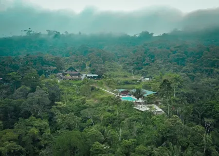 Heimatlos Amazon Lodge