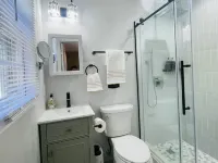 Elegant 3BR/2BA House in the Heart of Princeton + Free Parking