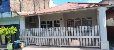 Soraya Homestay Malang Hotels in Lowokwaru Subdistrict