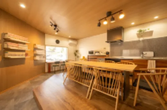 The Capital of Sakuratarō & Momijirō