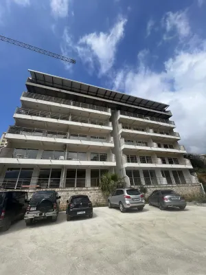 Monterus apartment with sea view