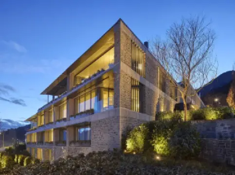 ROKI Collection Queenstown