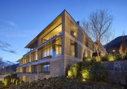 ROKI Collection Queenstown