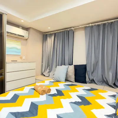 Apt 2BR Chadstone Exclusive,cozy,w/pool,wifi by LS Hotels near CityWalk Lippo Cikarang