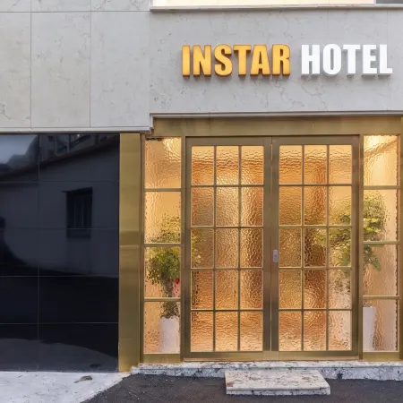 Instar Hotel Отели рядом с достопримечательностью «Станция метро Mangpo»
