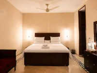 Sarah's Cottage Hotels near Model Town