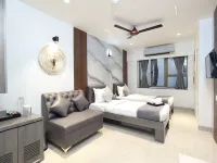 Myotel - Andheri Hotels in der Nähe von Strand Aksa
