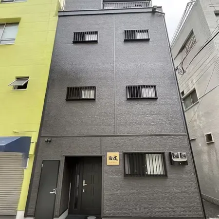 Shinryu (1F)・Max 4 Guests・6 min to Daikokucho Station・5 min to Namba/Shinsaibashi
