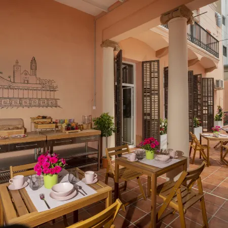 Antonio's Hostal