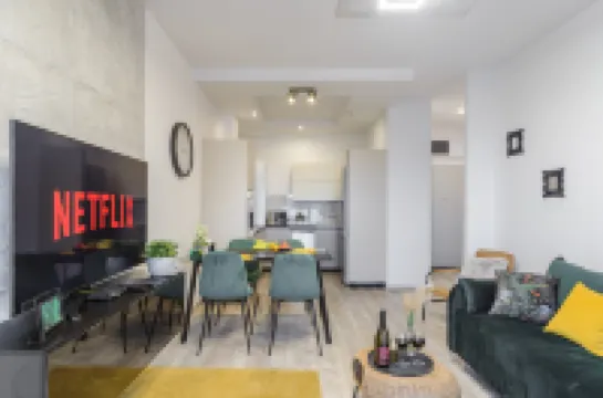 Lumina stylish apart near Atlas Arena