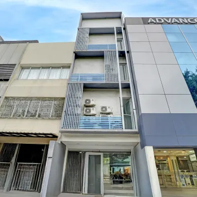 Hotel O Kemayoran Guest House Hotel dekat Stasiun Kemayoran