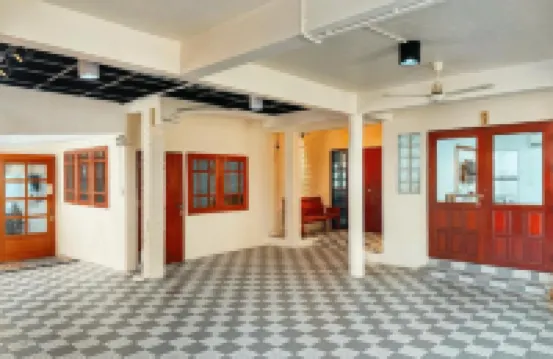 Baan Inta Hostel