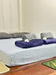 Amphawa Hostel
