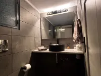 Cozy Apartment in Kypselii: 1000Mbps Fiber Wi-Fi Các khách sạn ở Athens