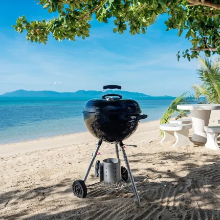 Oceanfront Villa at Bang po Beach Koh Rooms
