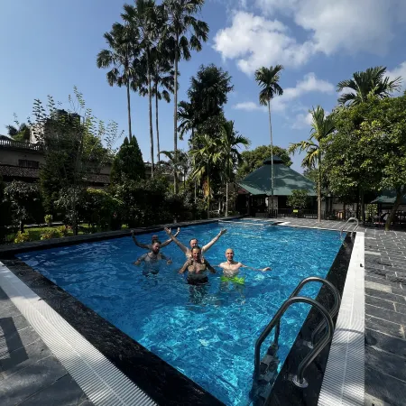 Jungle Safari Resort