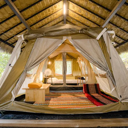 iRETREAT Jungle Bliss, Pa Pae