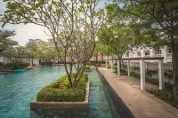 WHITE HOUSE STRAITS QUAY MARINA LUXURY STAY GURNEY