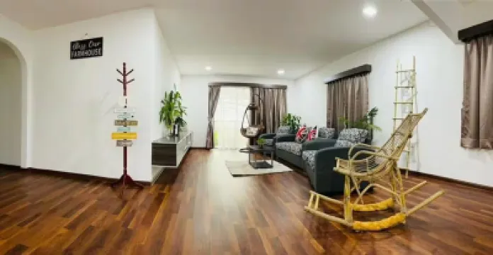 Rumah 3000 m² dengan 4 bilik tidur dan 3 bilik mandi peribadi di Blue Valley Hotel berhampiran Hutan Berlumut