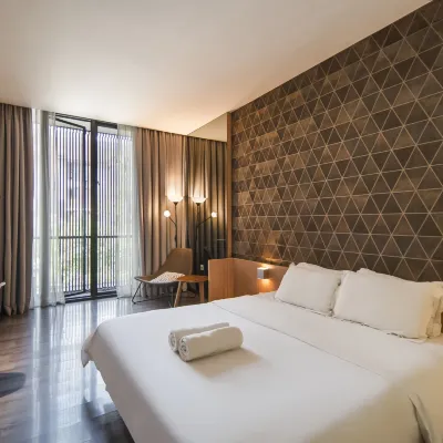 Cove Southouse Residence Отели рядом с достопримечательностью «Торговый центр Epicentrum Walk»