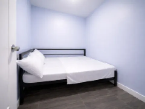 Lipa City Tiny Transient Room リパのホテル